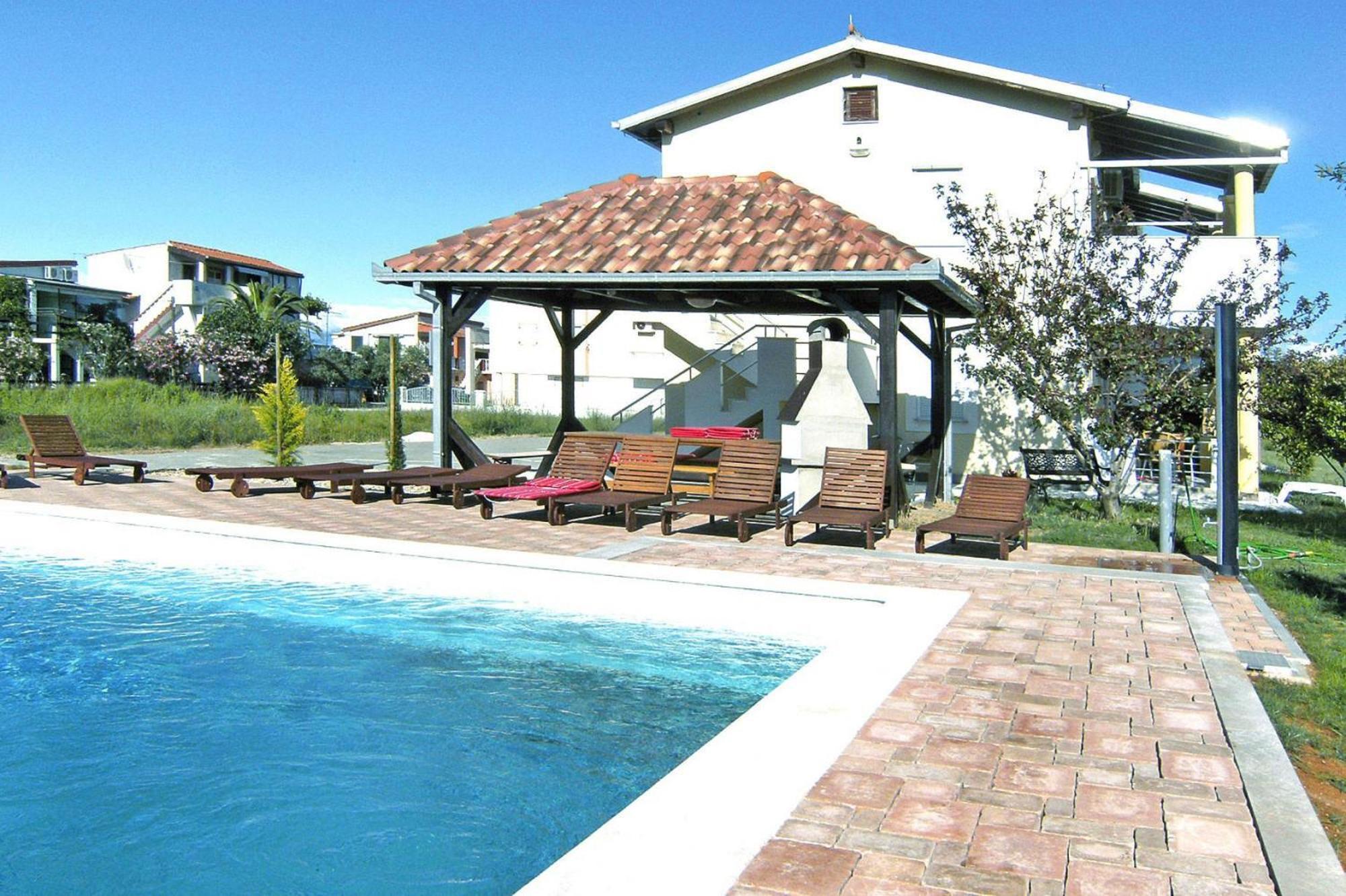 Apartments Lug Privlaka With Pool Exterior foto