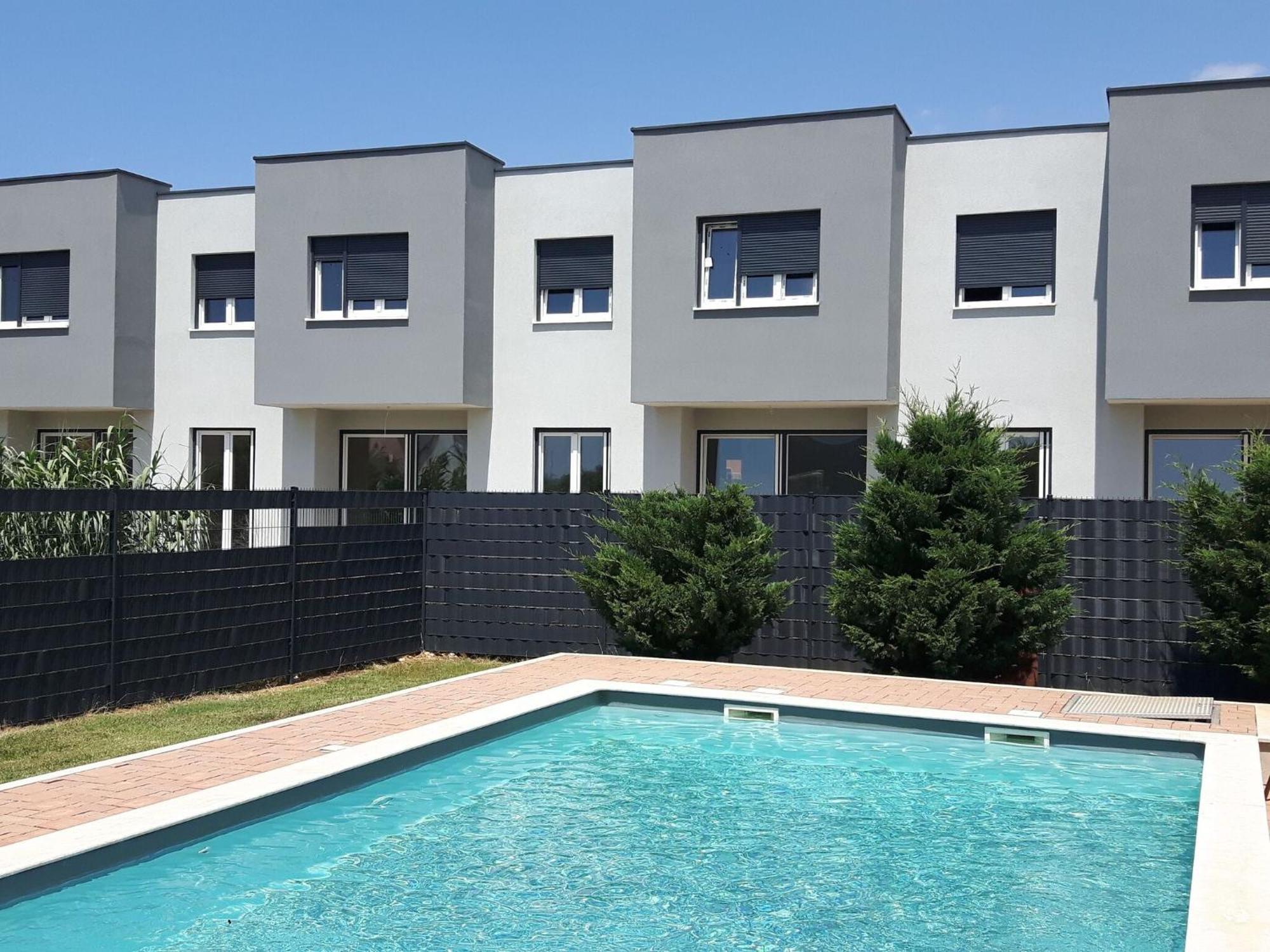 Apartments Lug Privlaka With Pool Exterior foto