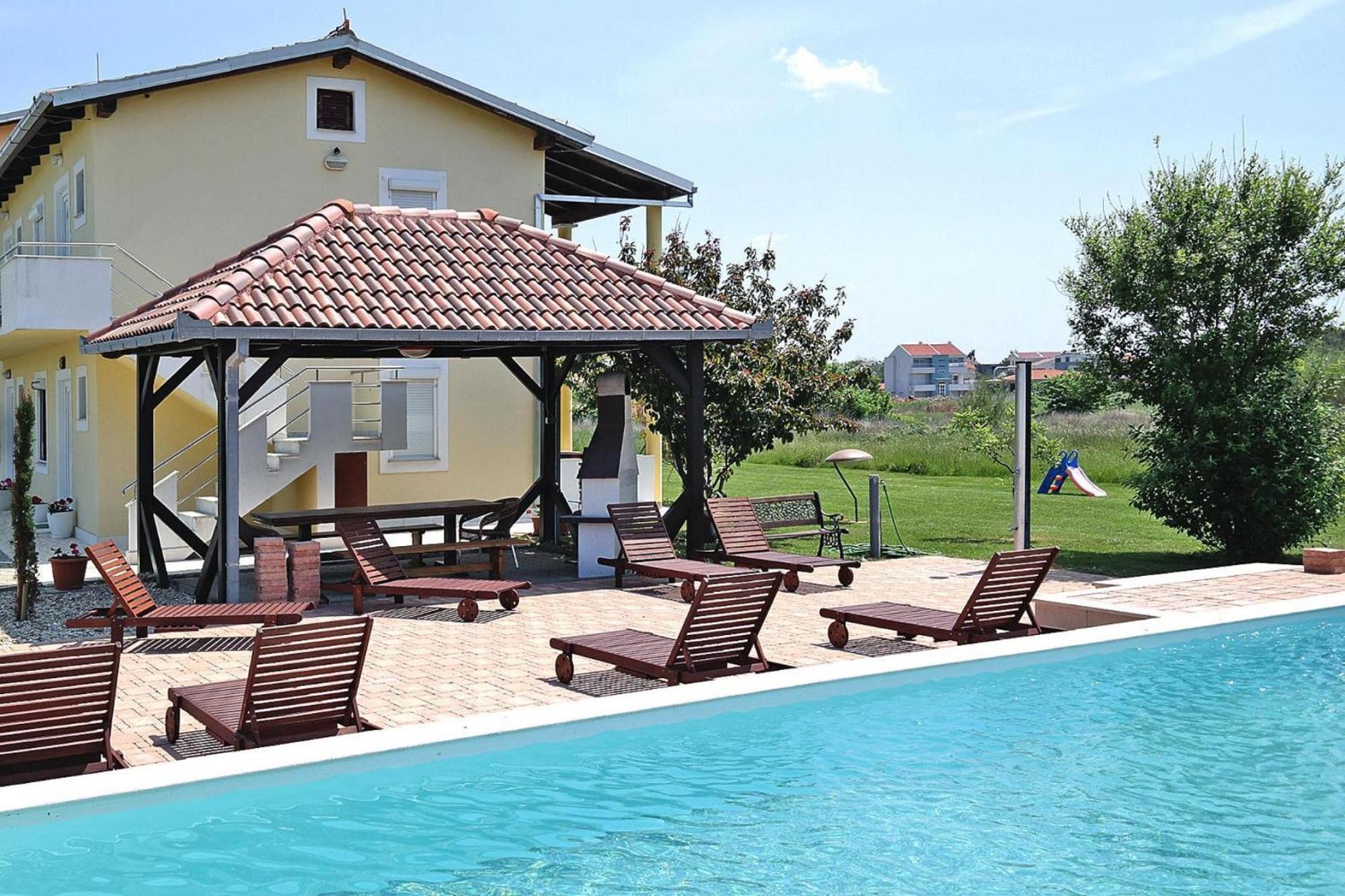 Apartments Lug Privlaka With Pool Exterior foto
